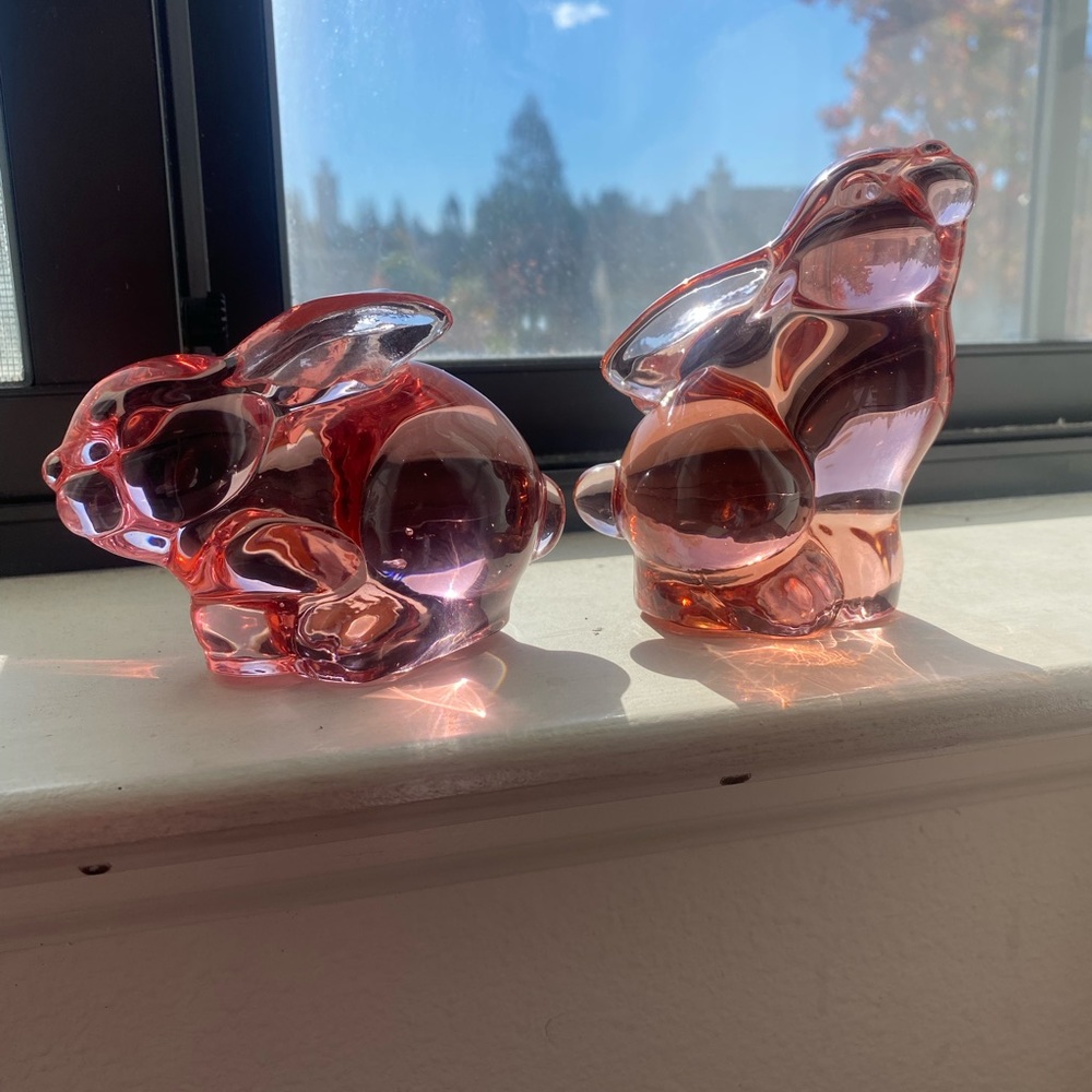 Resin Bunny Rabbits - Picture 2 of 2